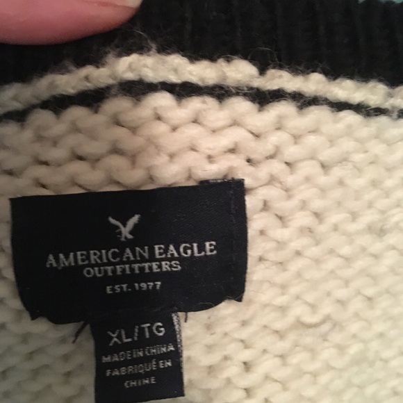 Sweater - Picture 3 of 3